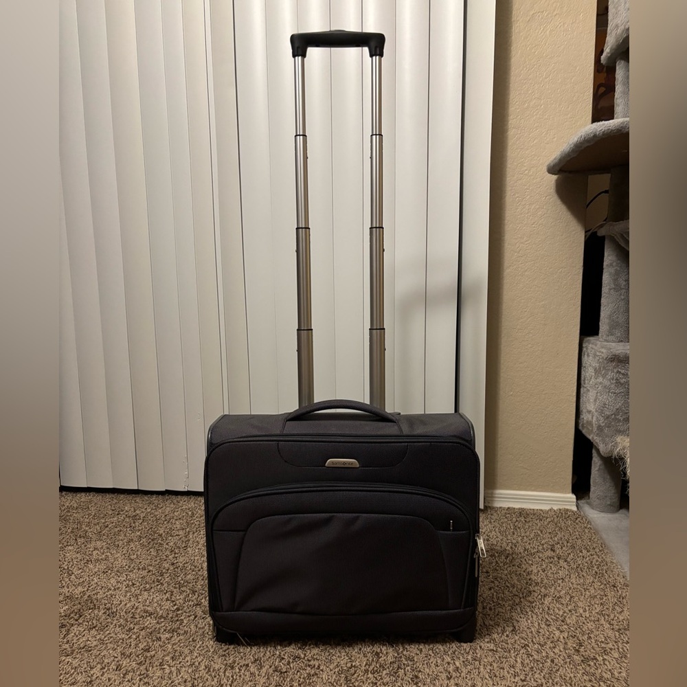 SAMSONITE Computer Work Travel Suitcase - Picture 7 of 16